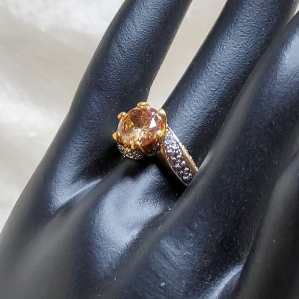 vintage 14kt gold plated champagne/white cubic zirconia two tone ring